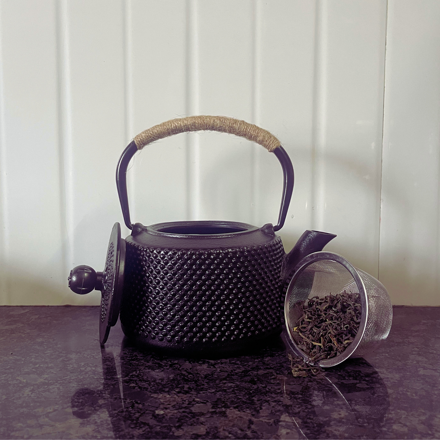 Cast-Iron Hobnail TeaPot - Traditional Japanese Tetsubin (Tetsu-Kyusu) Black Arare patterned (with round hob) TeaPot 580ml