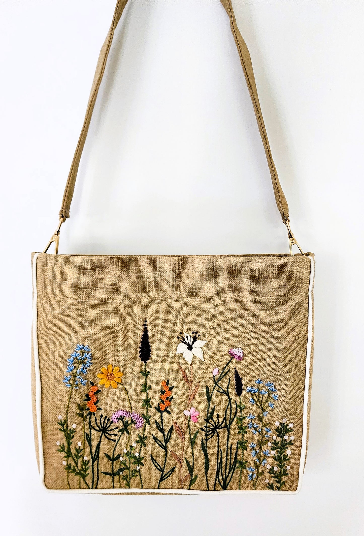 Ikali - Floral Garden - Hand-embroidered Kumstu bo Bag