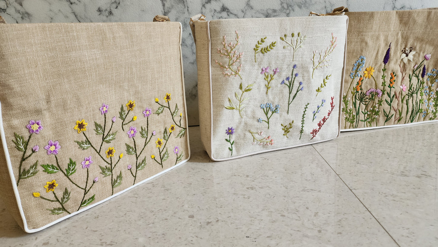 Ikali - Scattered Flower - Hand-embroidered Kumstu bo Bag