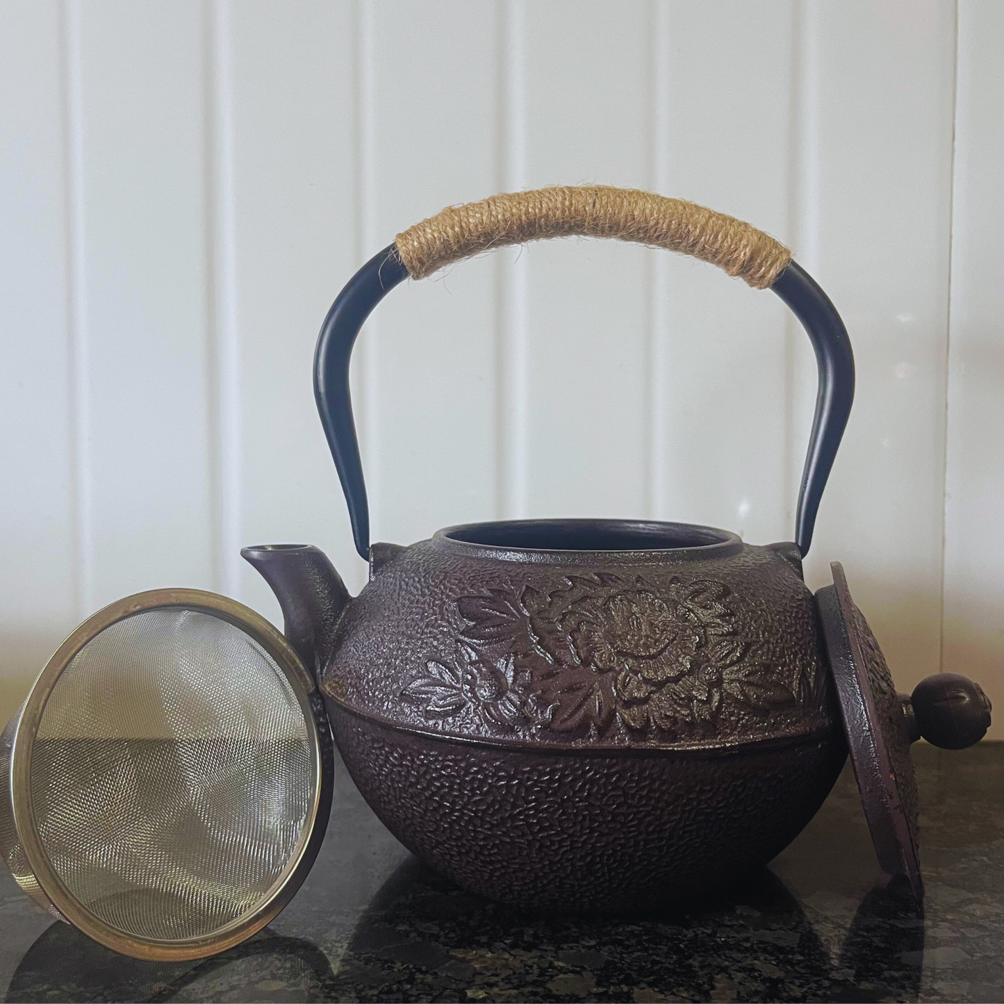 Cast-Iron Hobnail TeaPot - Traditional Japanese Tetsubin (Tetsu-Kyusu) Black Flower TeaPot 1000ml