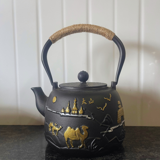Cast-Iron Hobnail TeaPot - Traditional Japanese Tetsubin (Tetsu-Kyusu) Long Journey Black TeaPot 1200ml