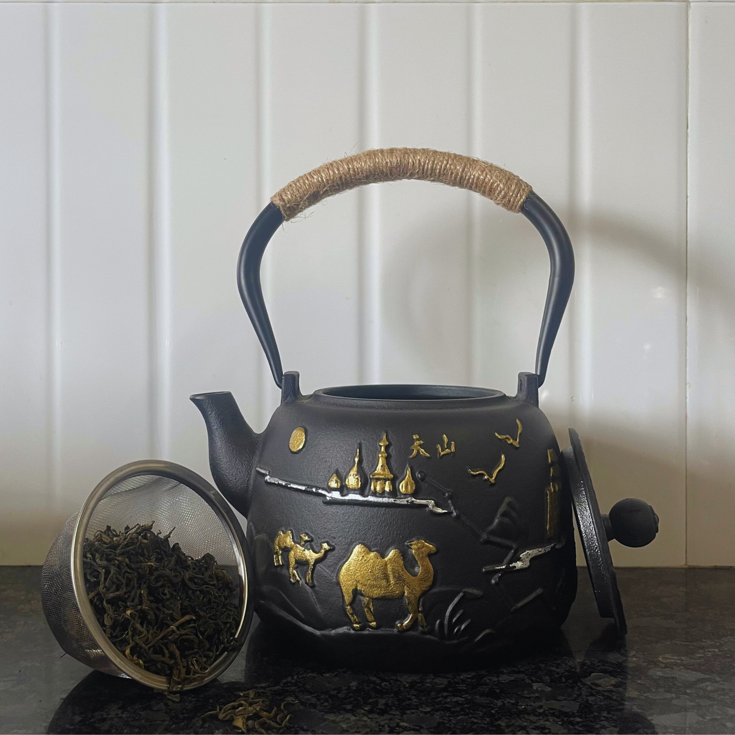 Cast-Iron Hobnail TeaPot - Traditional Japanese Tetsubin (Tetsu-Kyusu) Long Journey Black TeaPot 1200ml