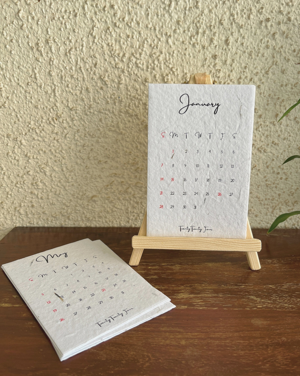 Earth-friendly Desktop Calendar 2025 - Plantable & Compostable After Use