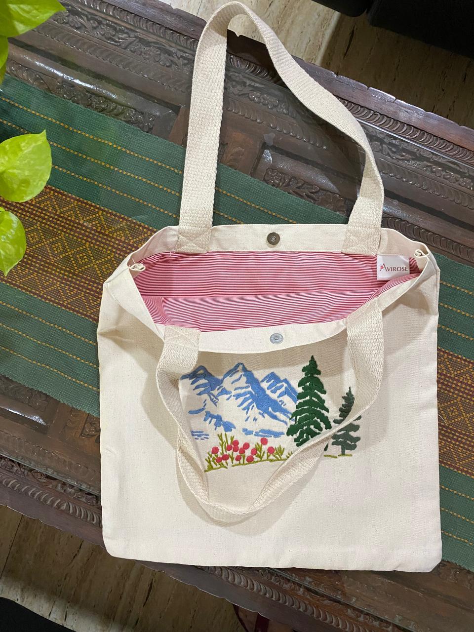 Darjeeling - Hand-embroidered Tote