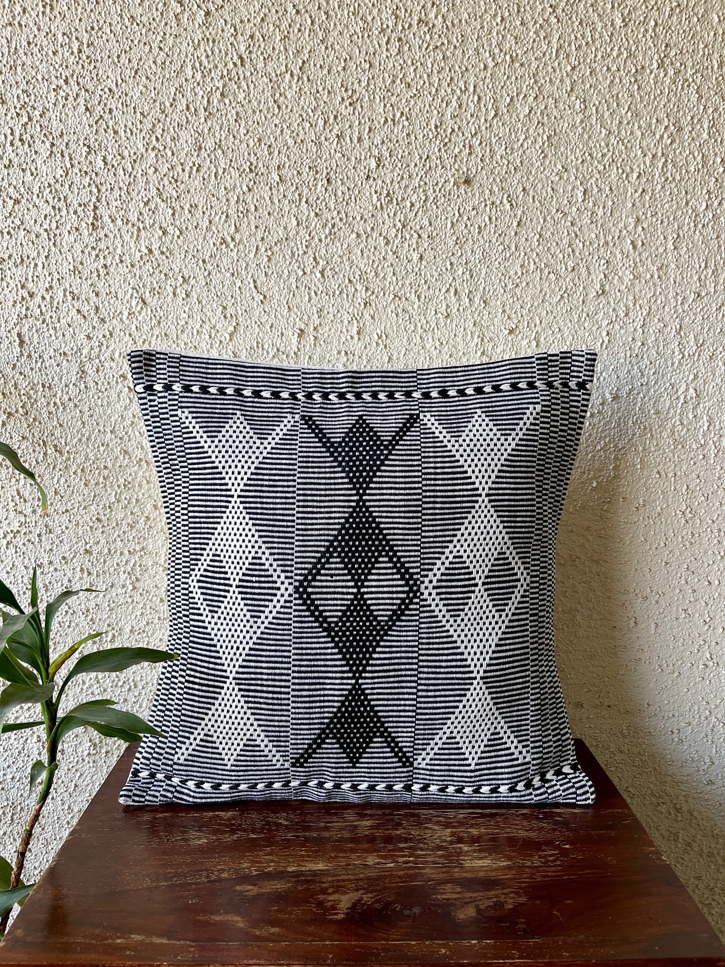 Chizami Weaves - Loin Loom Handwoven Cushion Cover Set in White and Black (Set of 4)