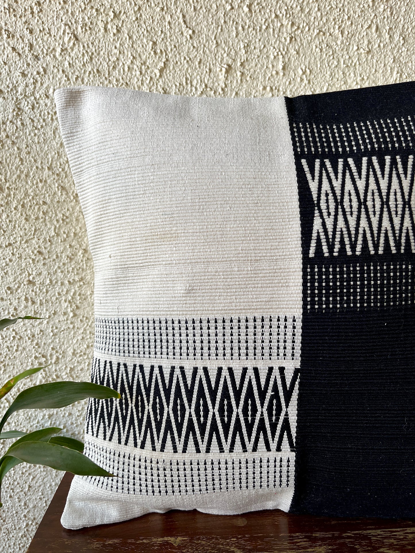 Chizami Weaves - Loin Loom Handwoven Cushion Cover Set in Black and White (Set of 4)