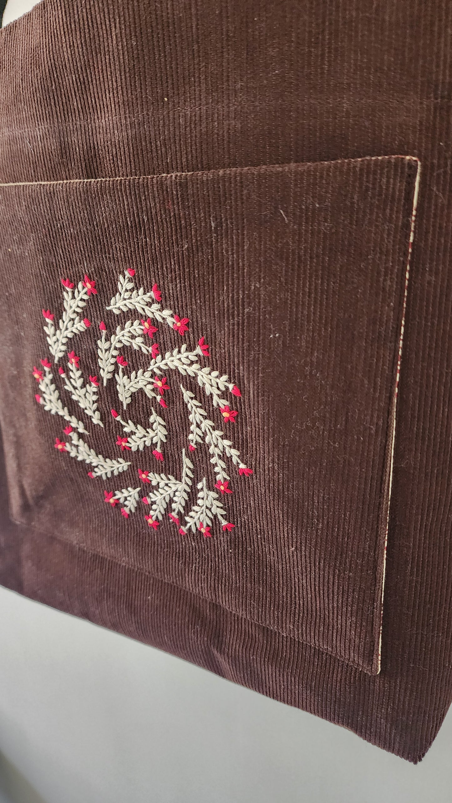 Ikali - Red Flower Circle - Hand-embroidered Tote