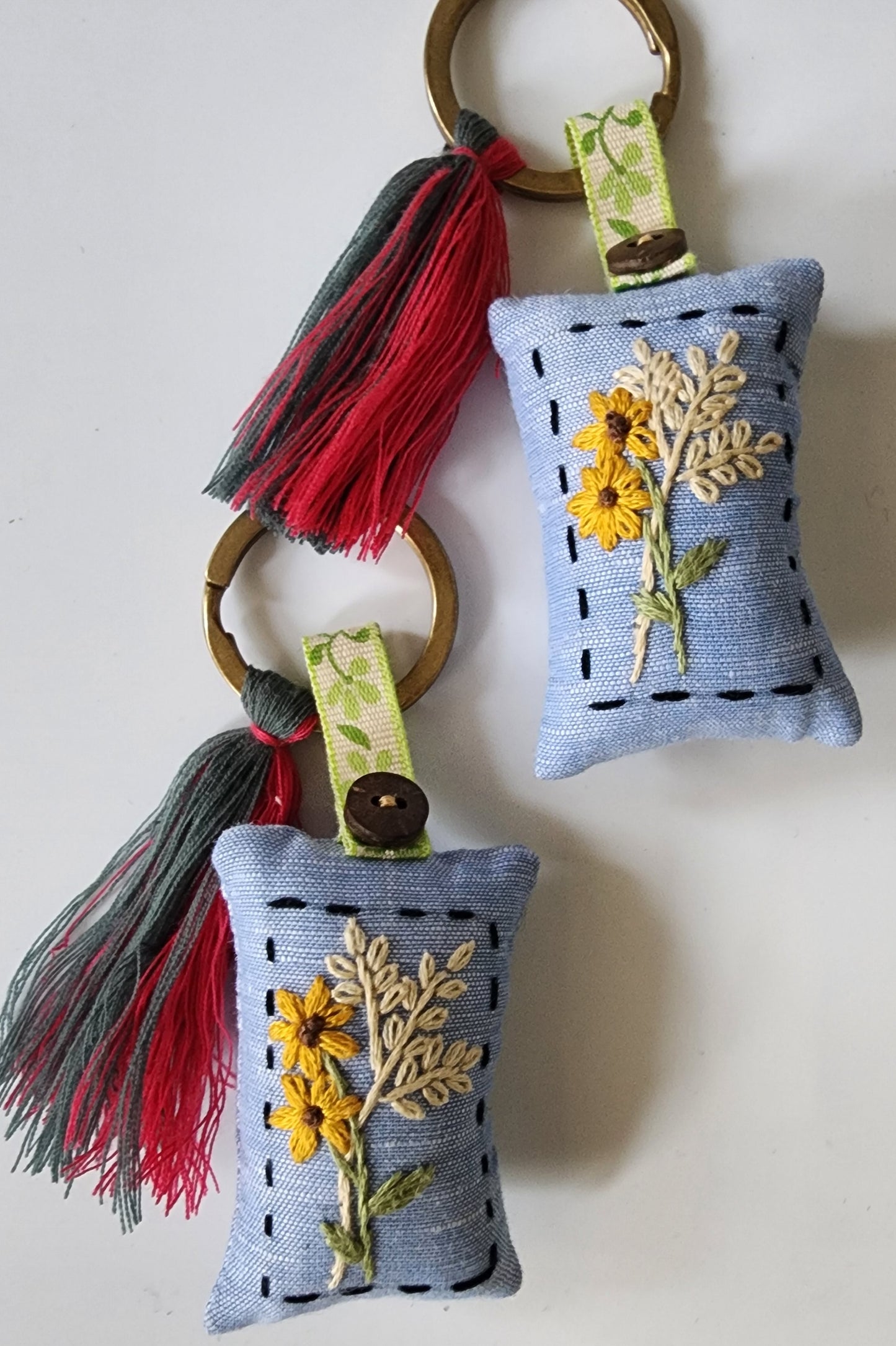 Ikali - Wheat Flowers - Hand-embroidered Keychain