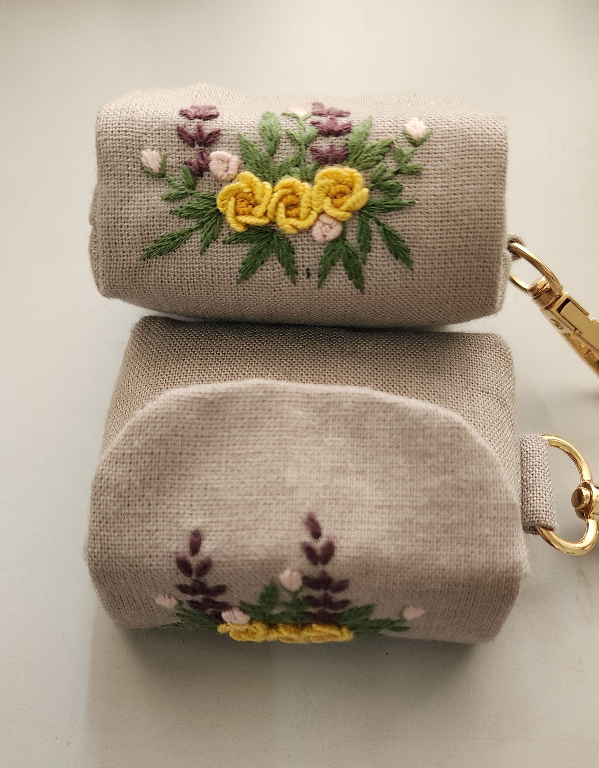 Ikali - Yellow Roses - Hand-embroidered Earpod Pouch