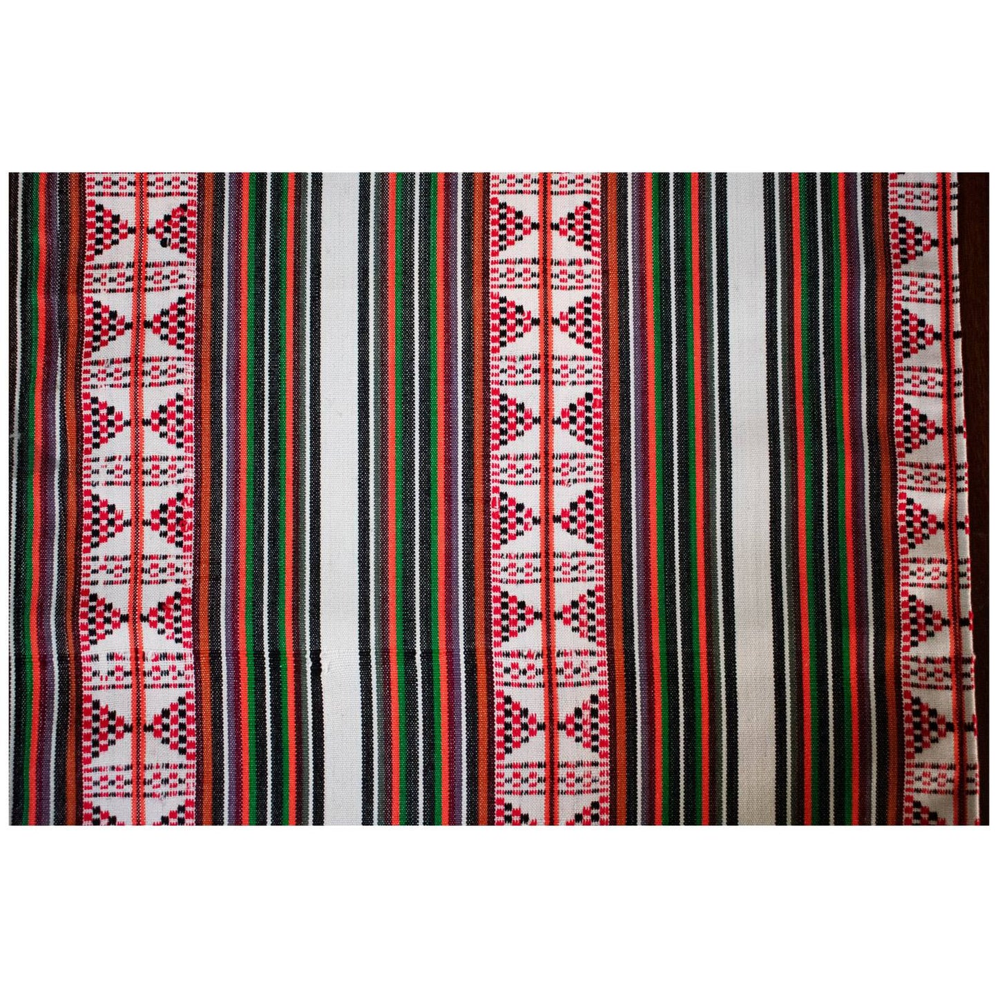 Taara Table Runner Close Up