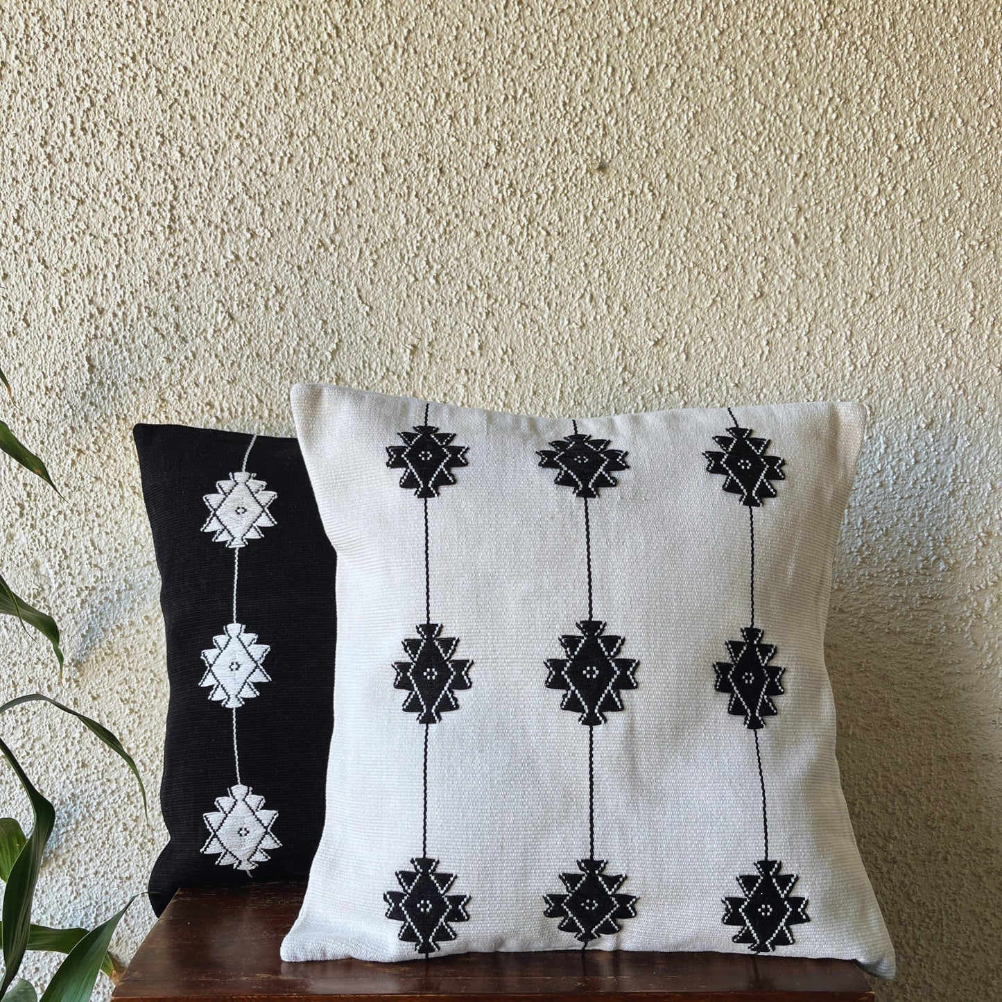 Chizami Weaves - Loin Loom Handwoven Cushion Cover Set in White & Black (Set of 5)
