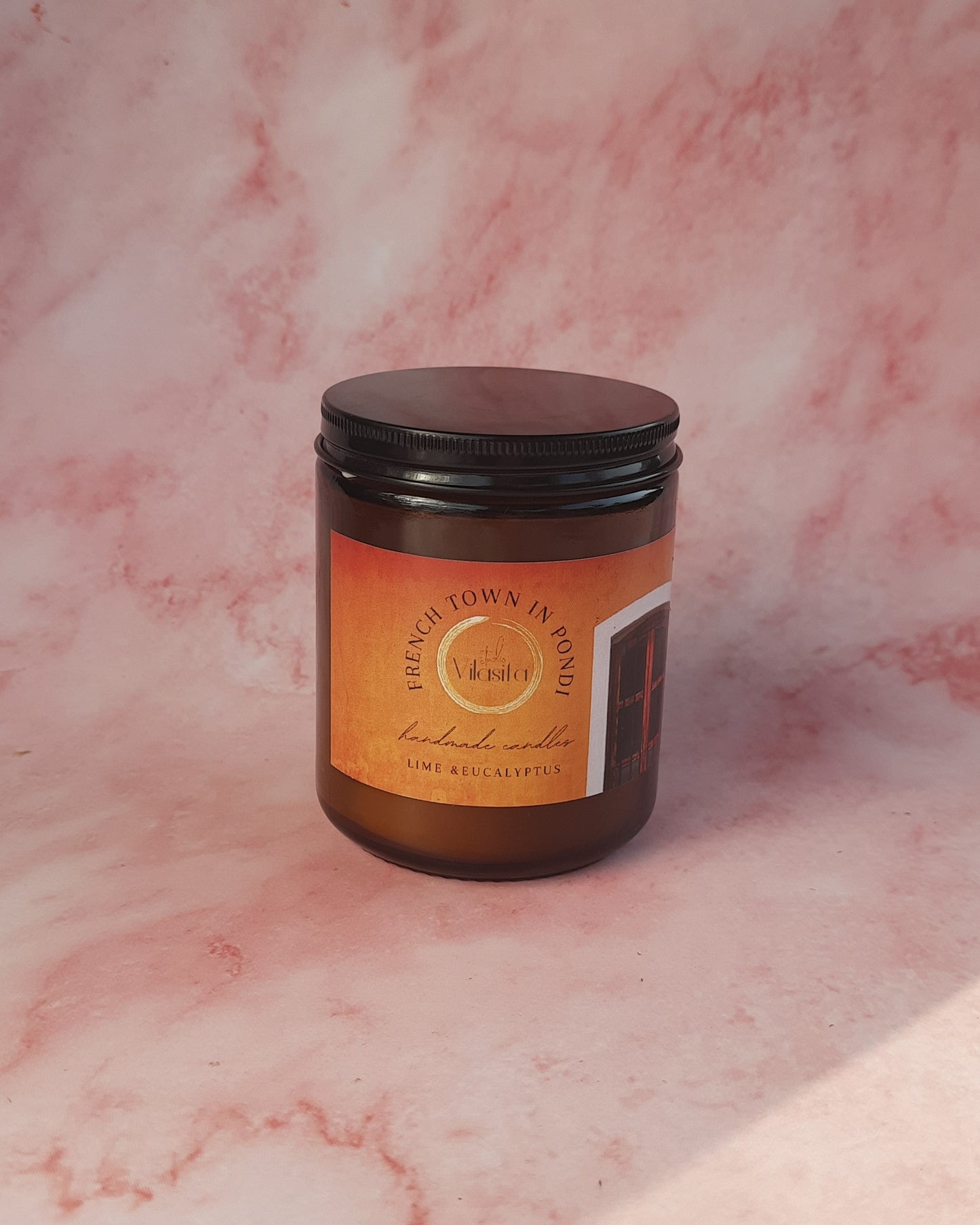 French Town in Pondi - Eucalyptus & Lime Soy Wax Candle 200 Ml