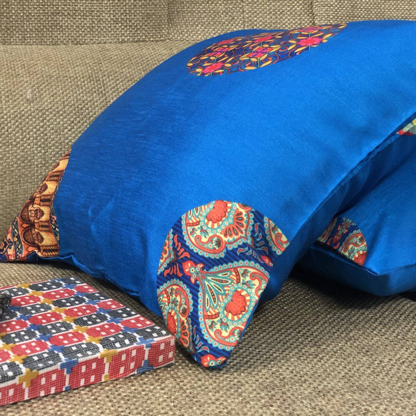 Teesta Bazaar Cushion Cover Set (Set of 5)