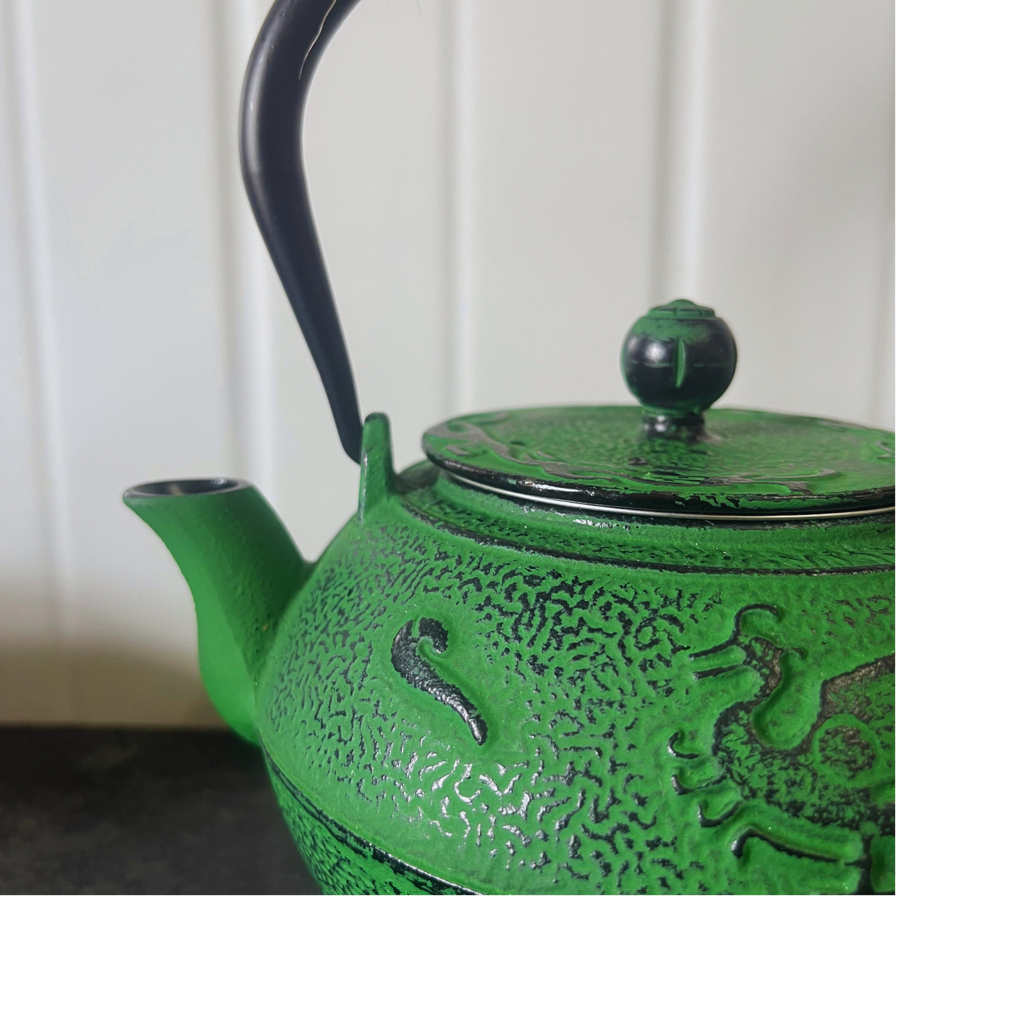 Cast-Iron Hobnail TeaPot - Traditional Japanese Tetsubin (Tetsu-Kyusu) Jade Green Dragon TeaPot 1200ml
