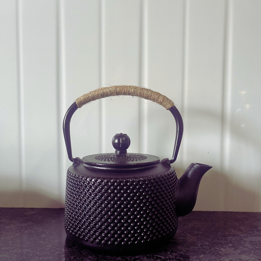 Cast-Iron Hobnail TeaPot - Traditional Japanese Tetsubin (Tetsu-Kyusu) Black Arare patterned (with round hob) TeaPot 580ml