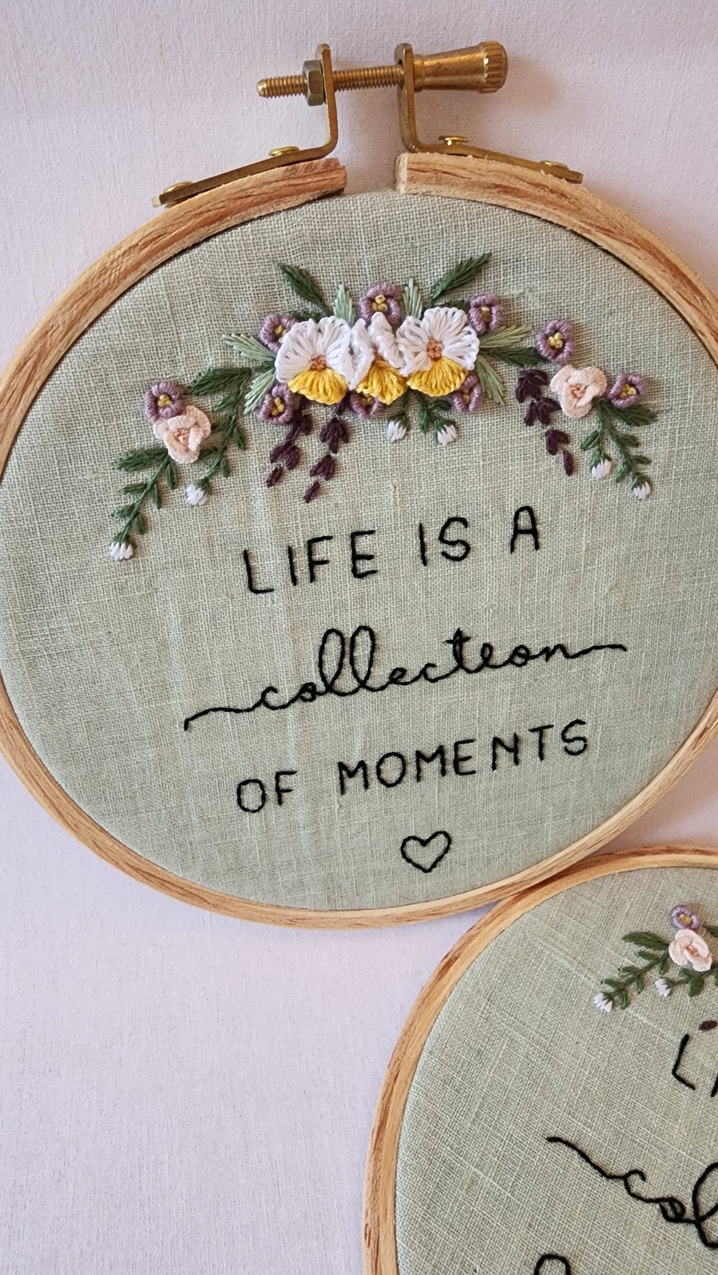 Ikali - Life - Hand-embroidered Wall-hanging Hoop