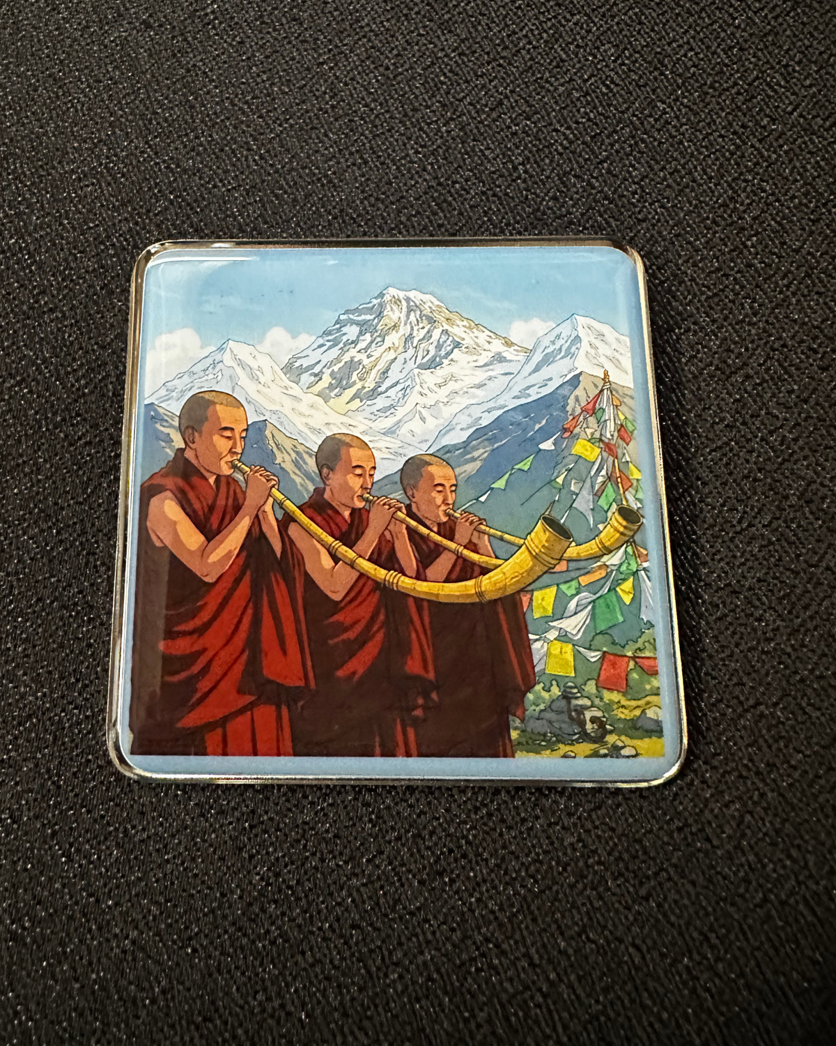 Sturdy Fridge Magnet in Steel - Three Lamas