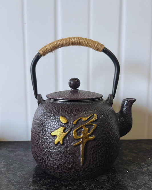 Cast-Iron Hobnail TeaPot - Traditional Japanese Tetsubin (Tetsu-Kyusu) Happy Family Black TeaPot 700ml