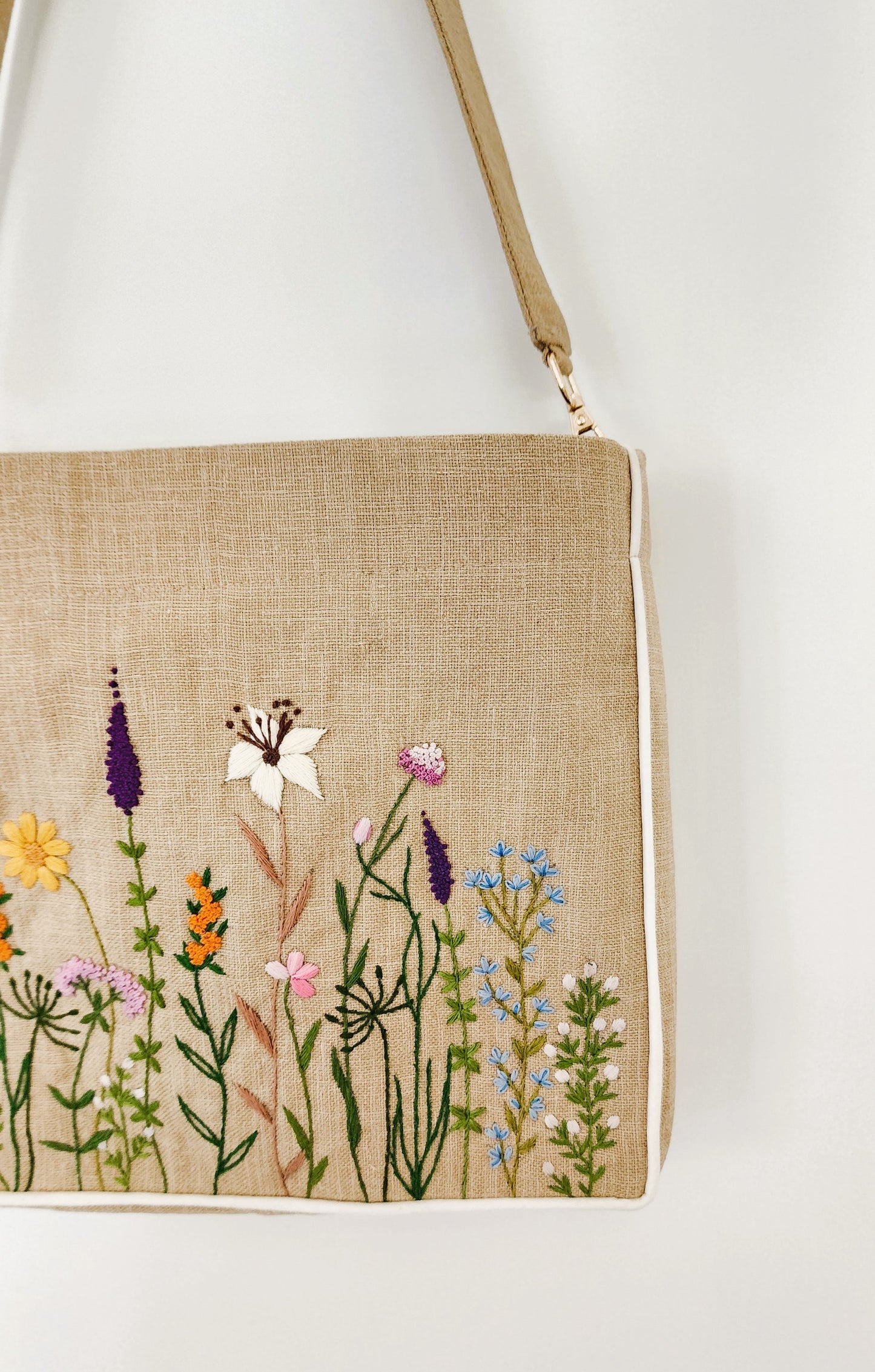 Ikali - Floral Garden - Hand-embroidered Kumstu bo Bag