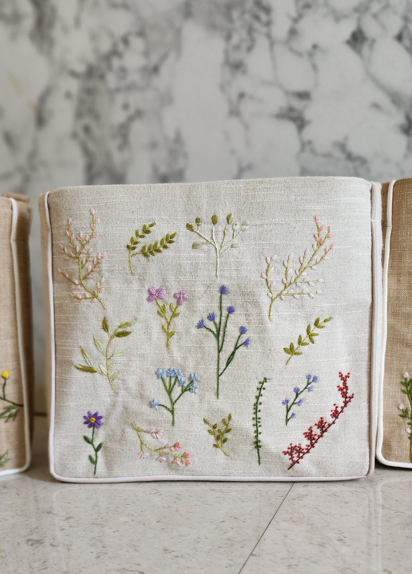 Ikali - Scattered Flower - Hand-embroidered Kumstu bo Bag