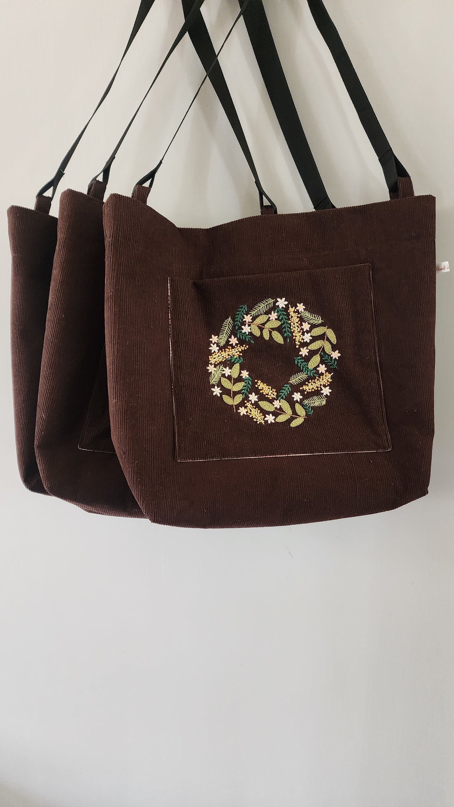 Ikali - Floral Wreath - Hand-embroidered Tote