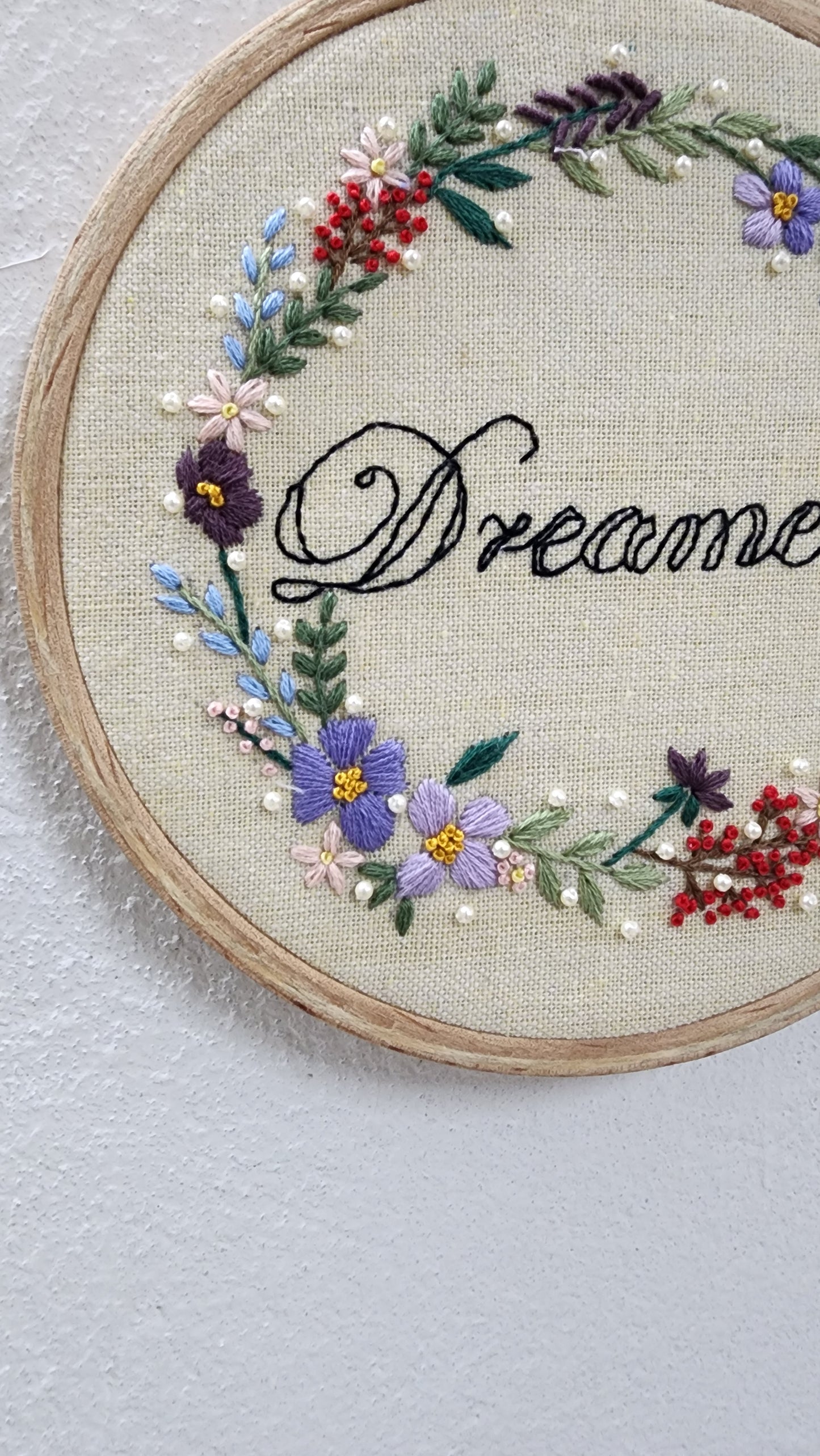 Ikali - Dreamer - Hand-embroidered Wall-hanging Hoop