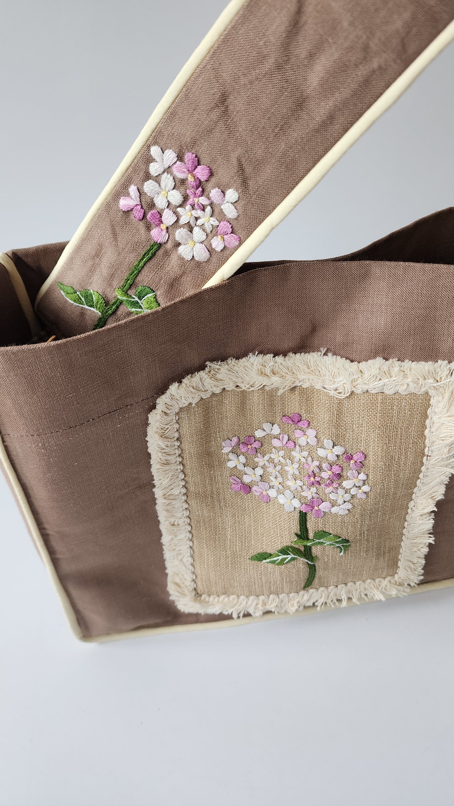 Ikali - Purple Hydrangea - Hand-embroidered Kumstu bo Bag