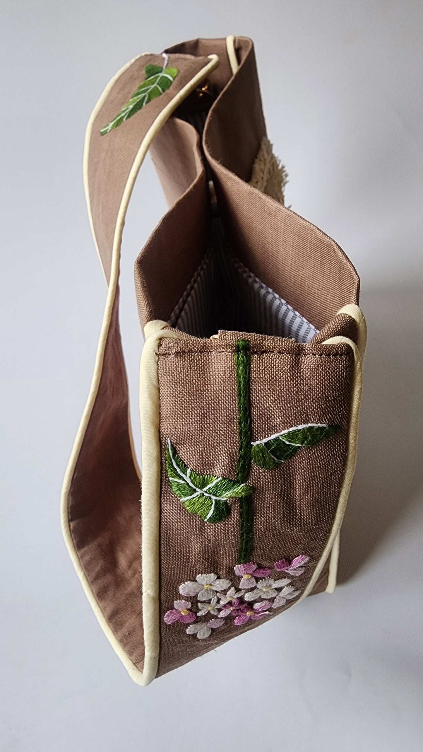 Ikali - Purple Hydrangea - Hand-embroidered Kumstu bo Bag