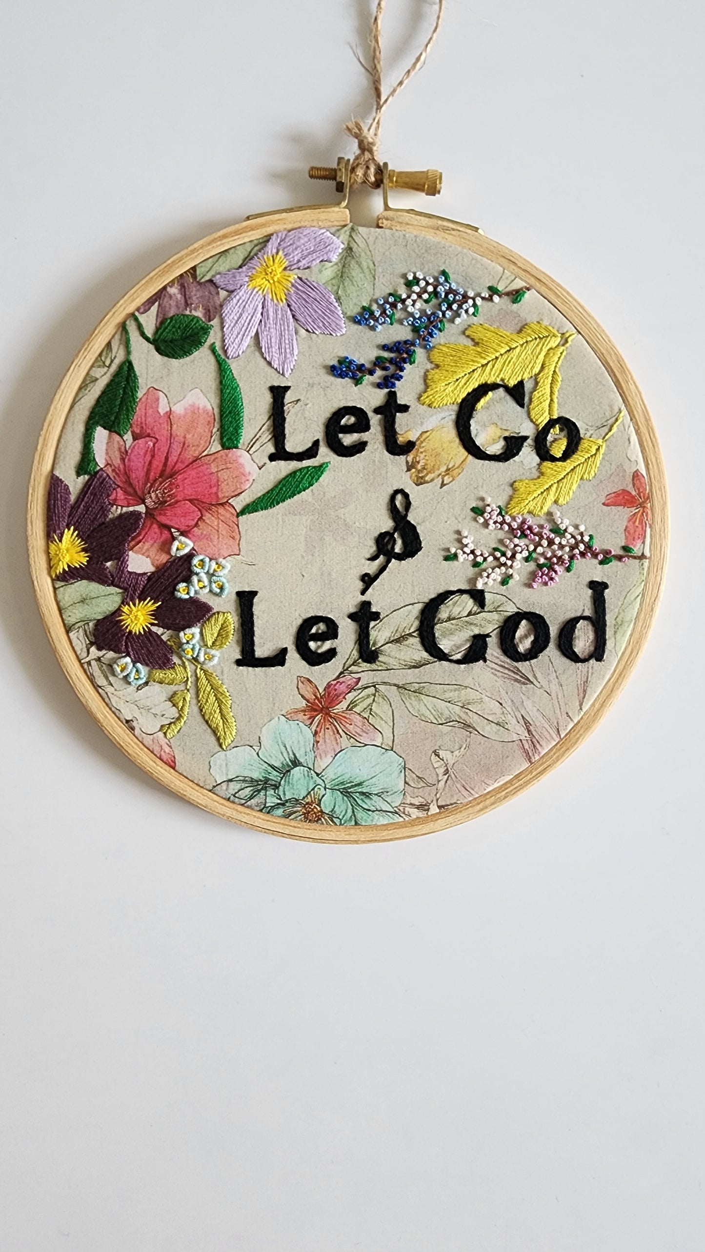 Ikali - Let Go & Let God - Hand-embroidered Wall-hanging Hoop