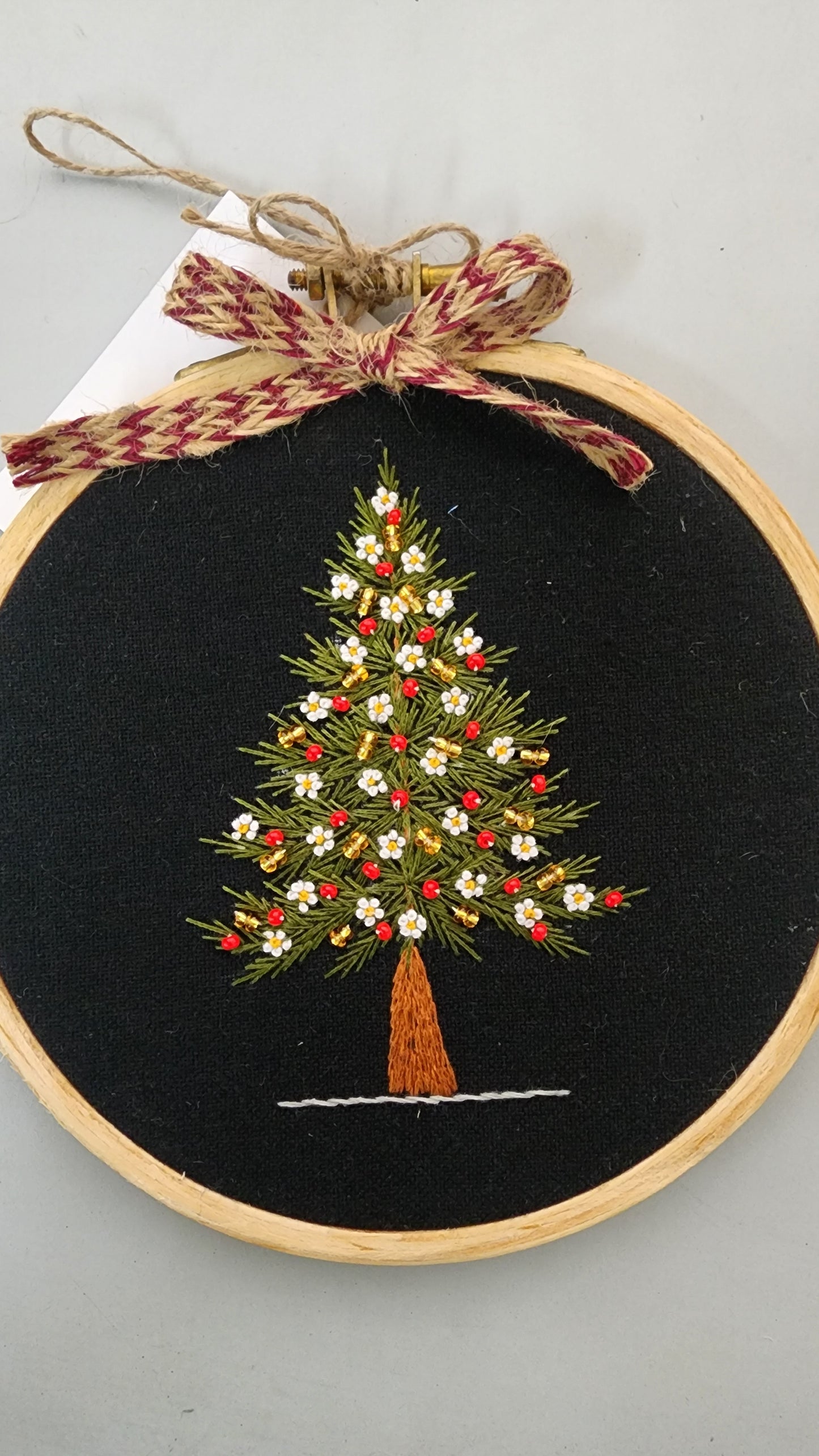 X'mas Hand-embroidered Hoop
