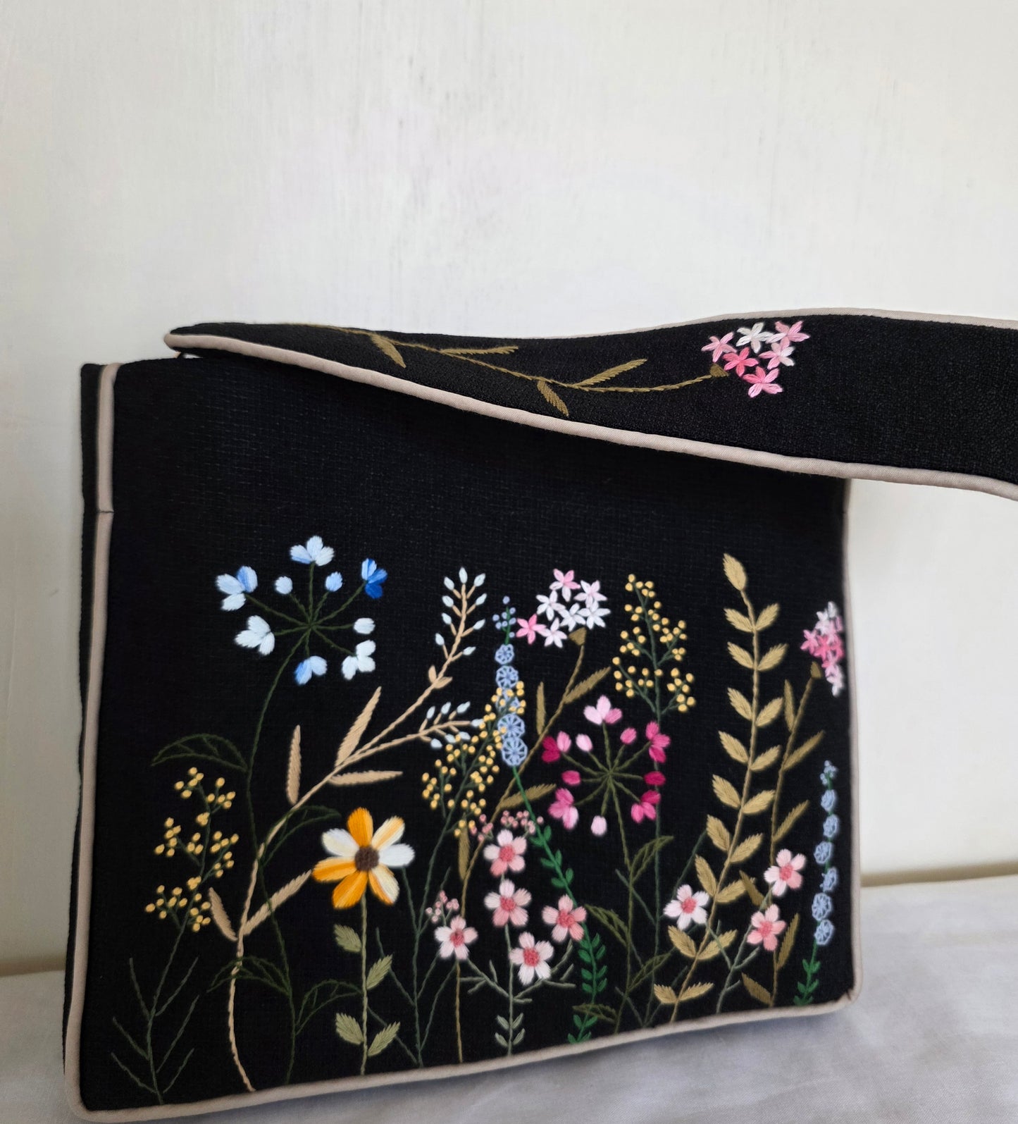 Mix Garden 2 - Hand-embroidered Kumstu bo Bag