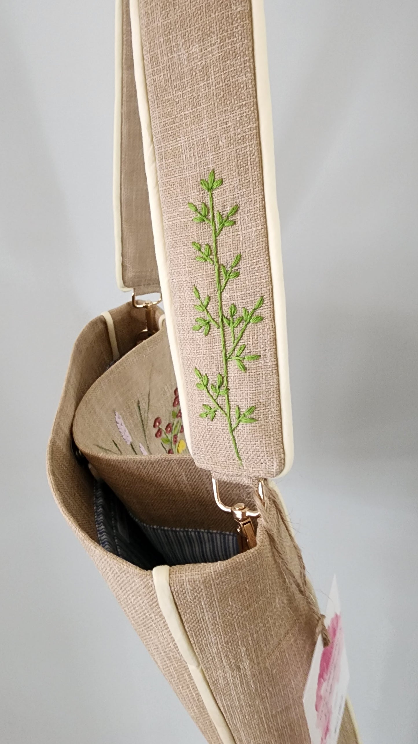 Ikali - Full Garden - Hand-embroidered Kumstu bo Bag