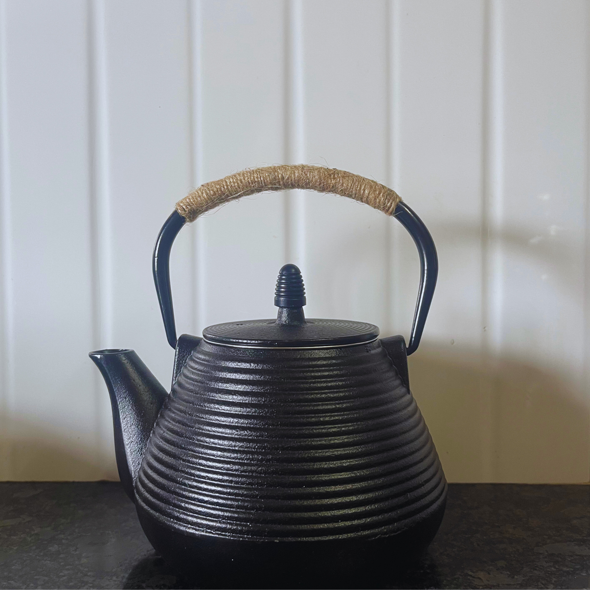 CastIron Hobnail TeaPot Traditional Japanese Tetsubin (TetsuKyusu
