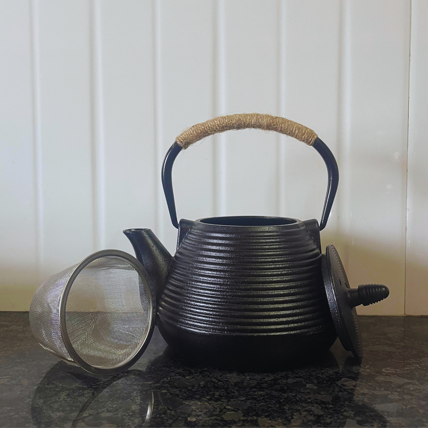 Cast-Iron Hobnail TeaPot - Traditional Japanese Tetsubin (Tetsu-Kyusu) Black Lines TeaPot (with non-round hob) 1000ml