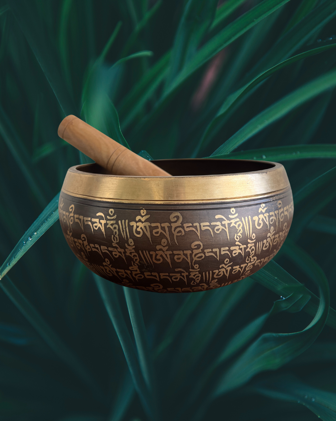 Singing Bowl - 5-metal Panchaloha Bowl (6 inch) with Wooden Mallet