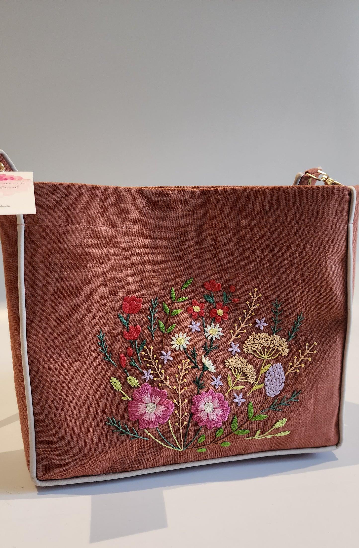 Ikali - Floral Burst - Hand-embroidered Kumstu bo Bag