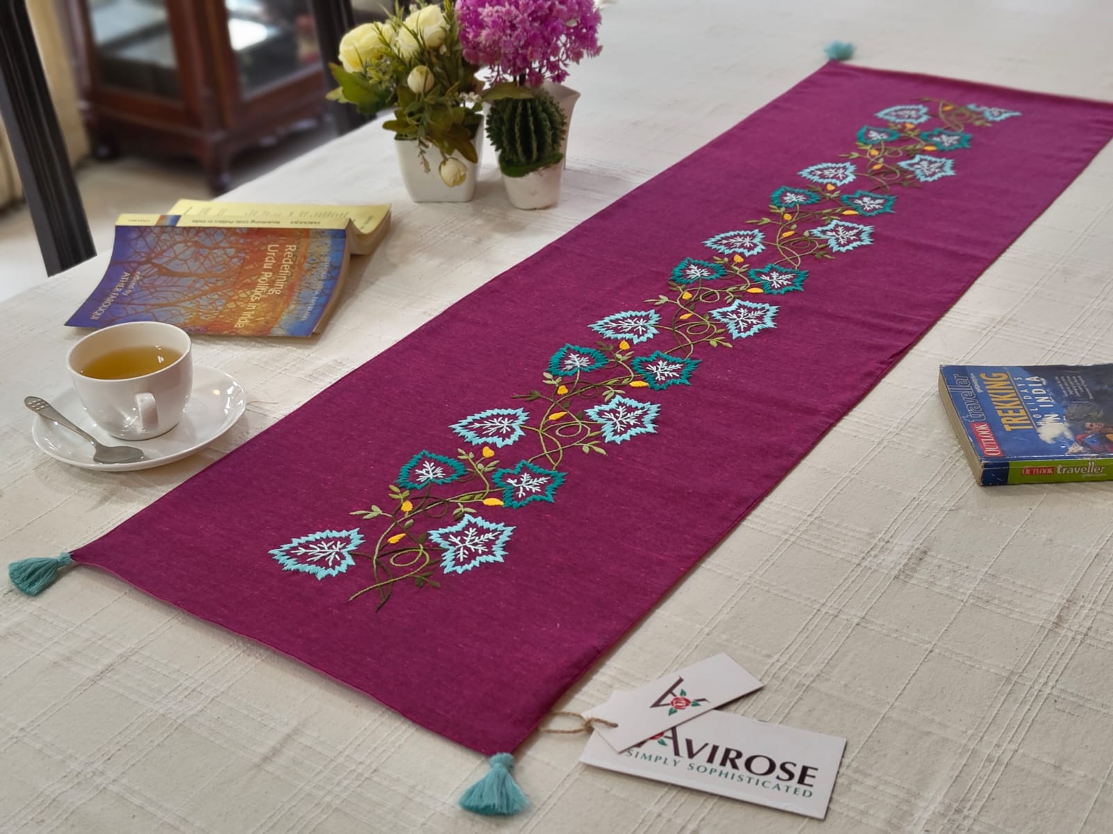 Chinar Trail - Table Runner – Darjeeling Connection