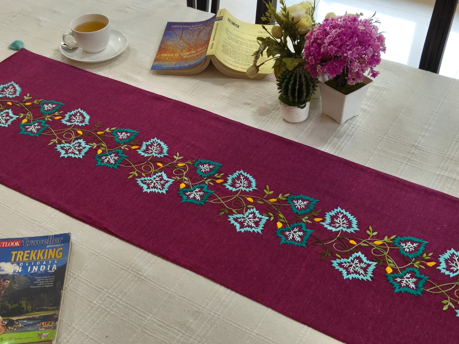 Chinar Trail - Table Runner – Darjeeling Connection