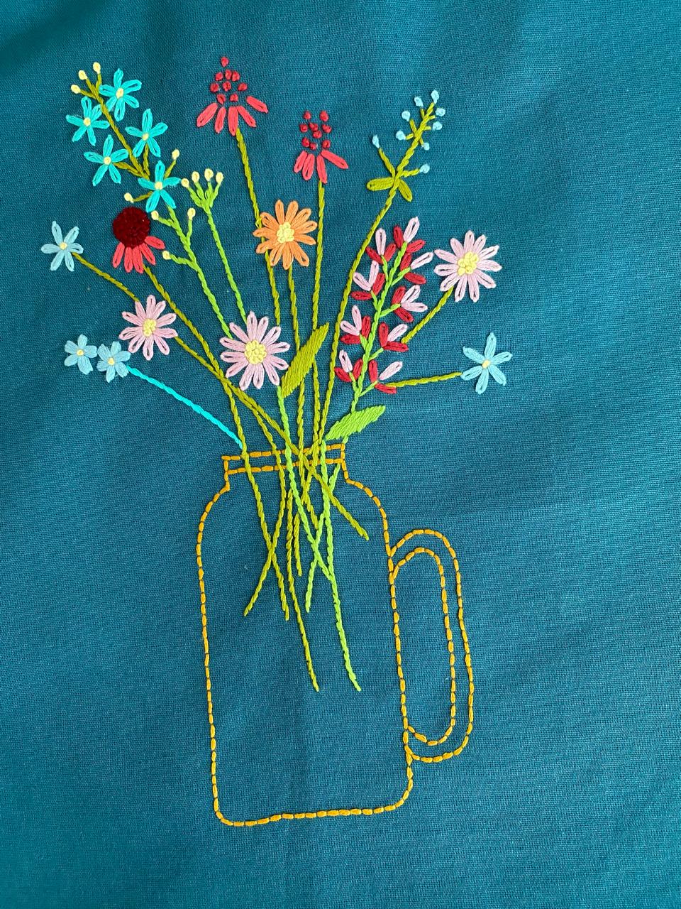Avirose - Pretty Bunch - Hand-embroidered Tote