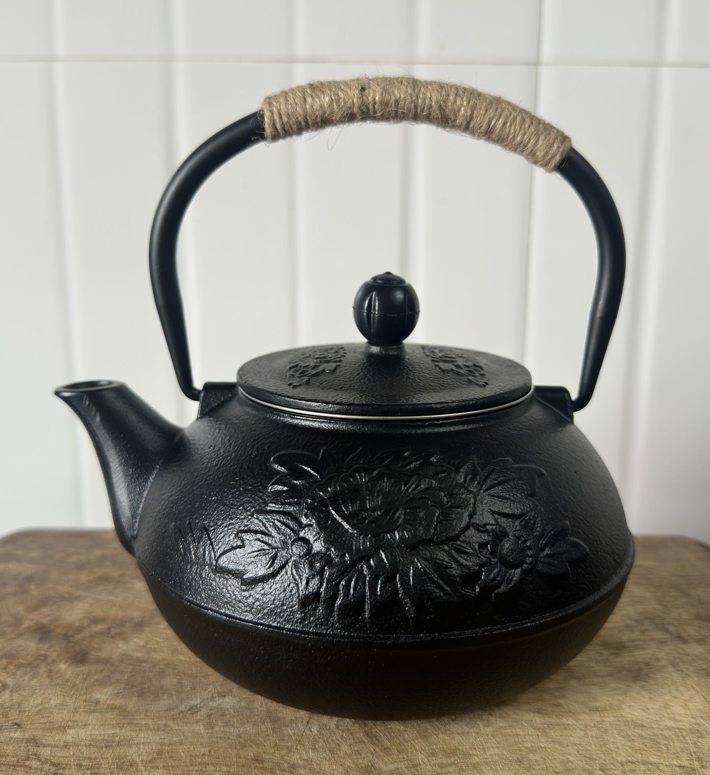 Cast-Iron Hobnail TeaPot - Traditional Japanese Tetsubin (Tetsu-Kyusu) Black Peony TeaPot 1000ml