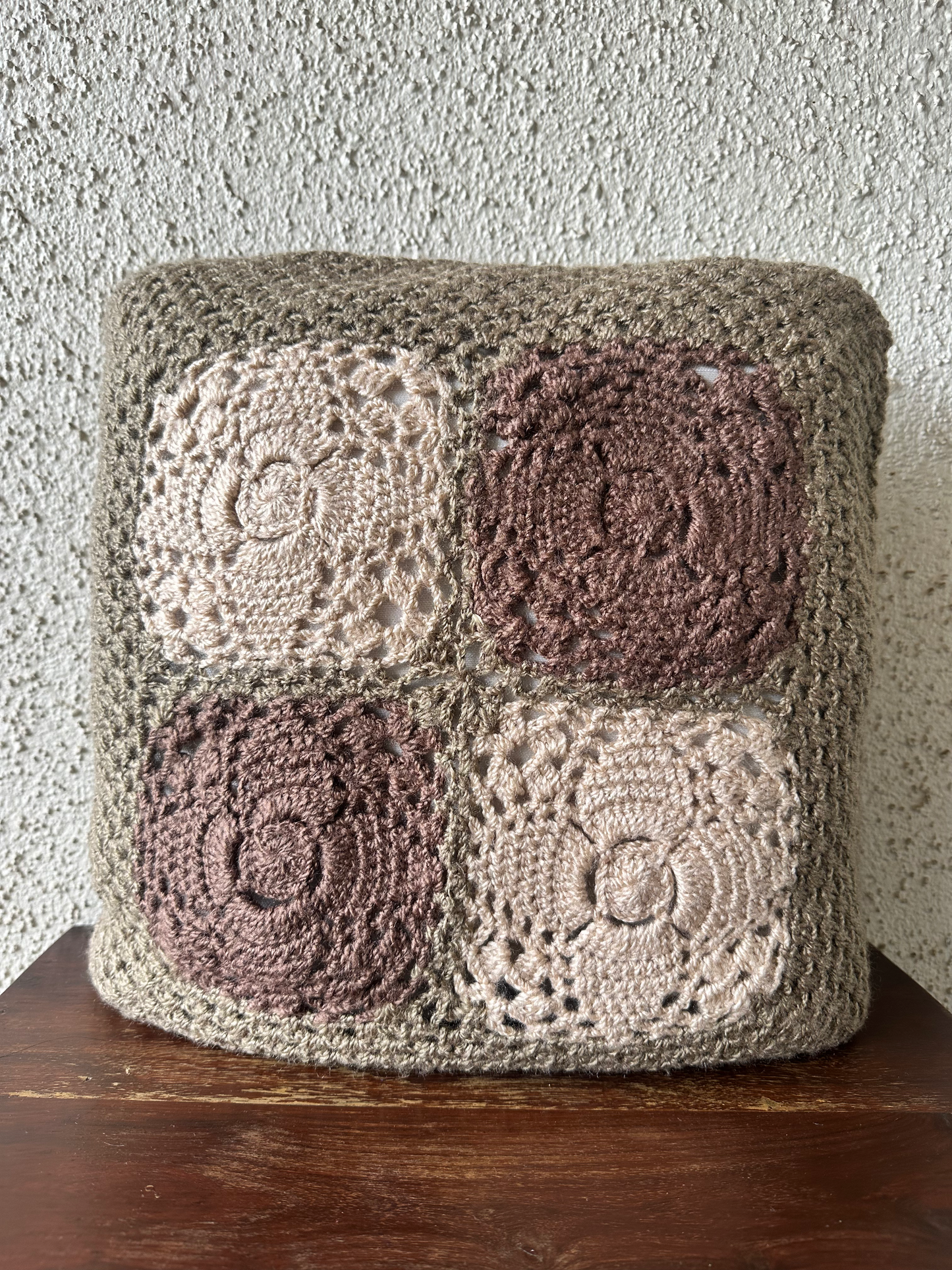 Hand-crochet Reversible Cushion Cover (Set of 2)