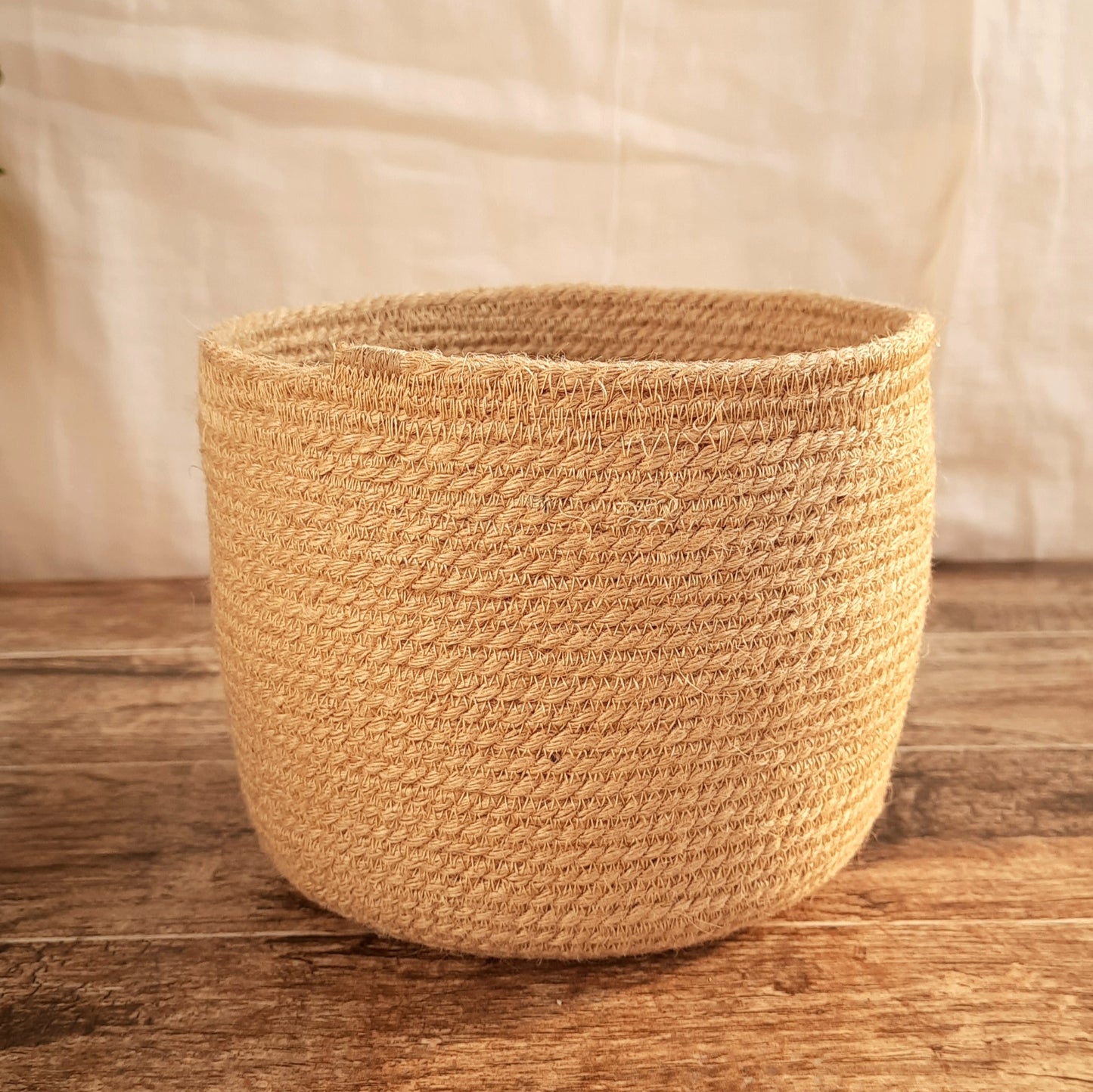 Studio Vilasita - Jute Planter