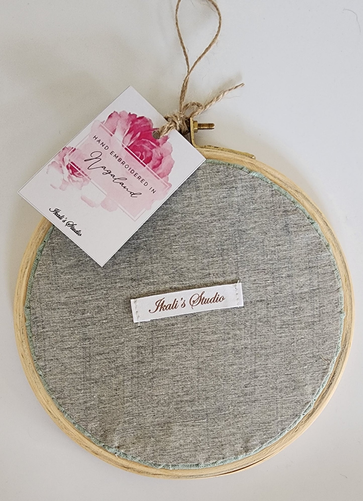 Ikali - Love - Hand-embroidered Wall-hanging Hoop