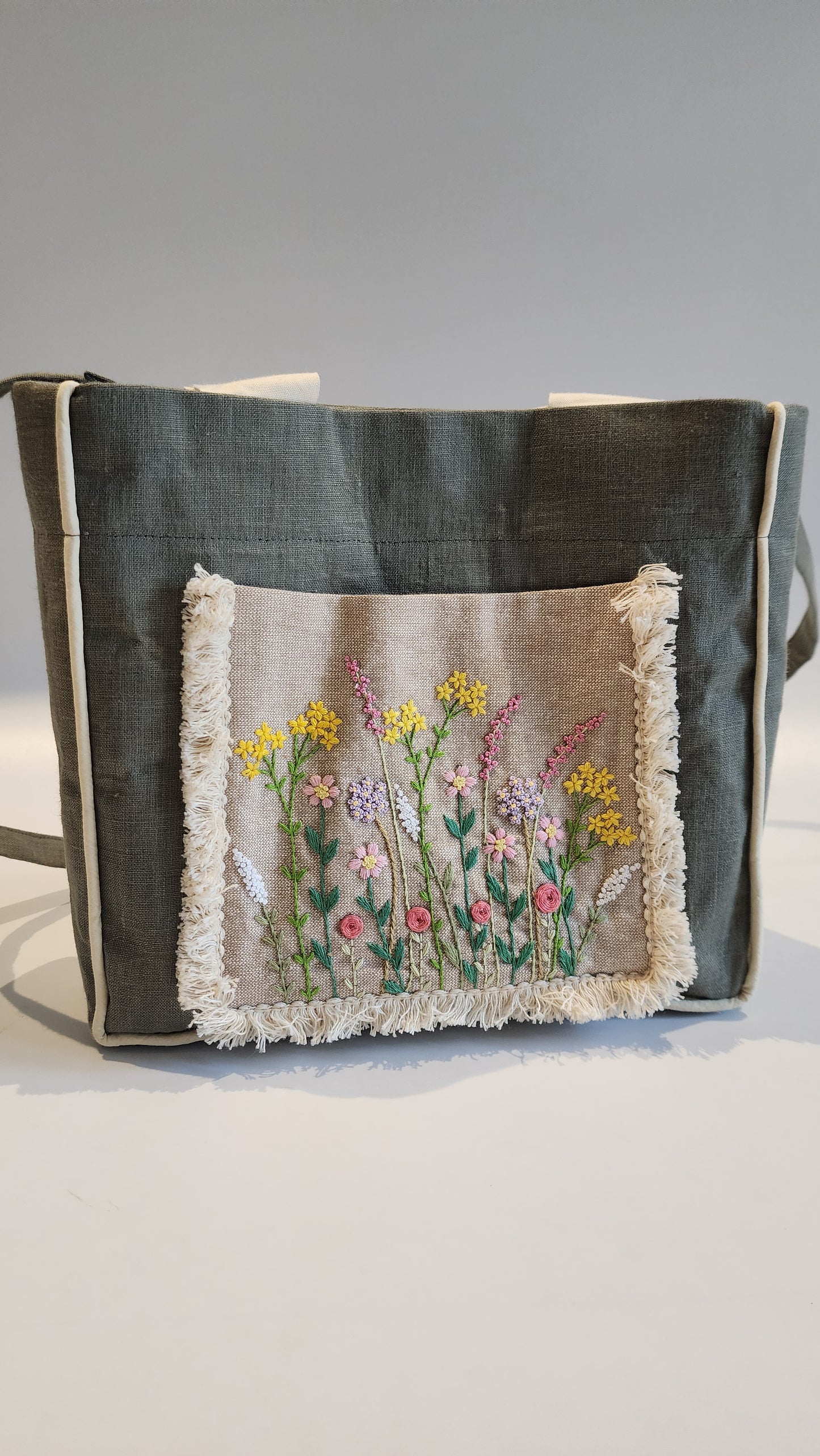 Ikali - Mix Garden - Hand-embroidered Kumstu bo Bag