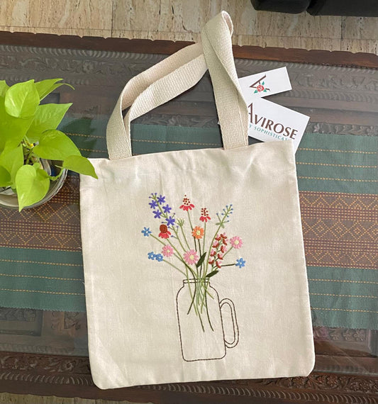 Avirose - Pretty Bunch - Hand-embroidered Tote