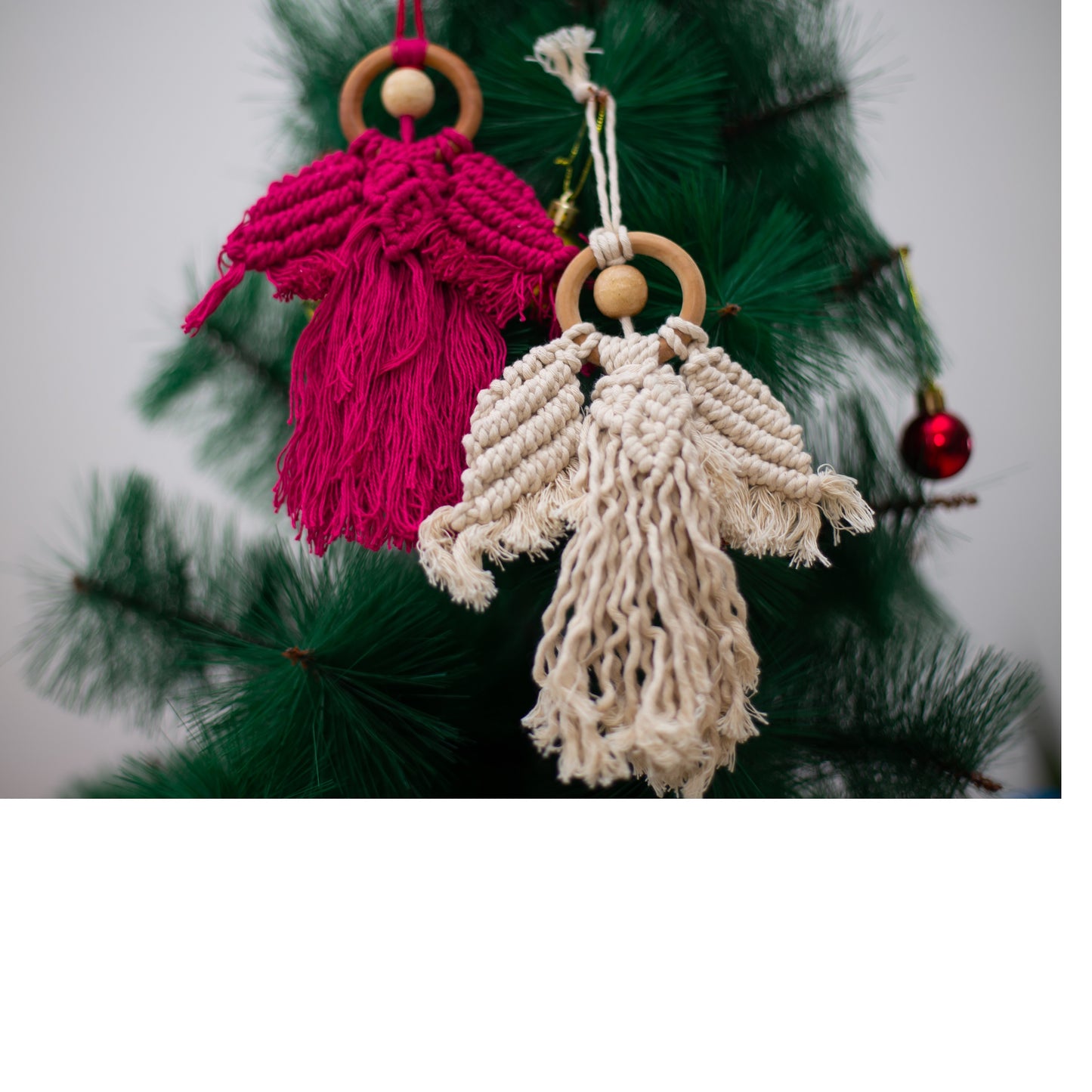 Christmas Tree Ornament in Macrame - Guardian Angel