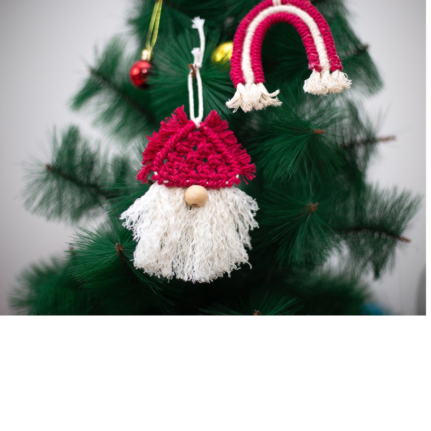 Christmas Tree Ornament in Macrame - Gnome