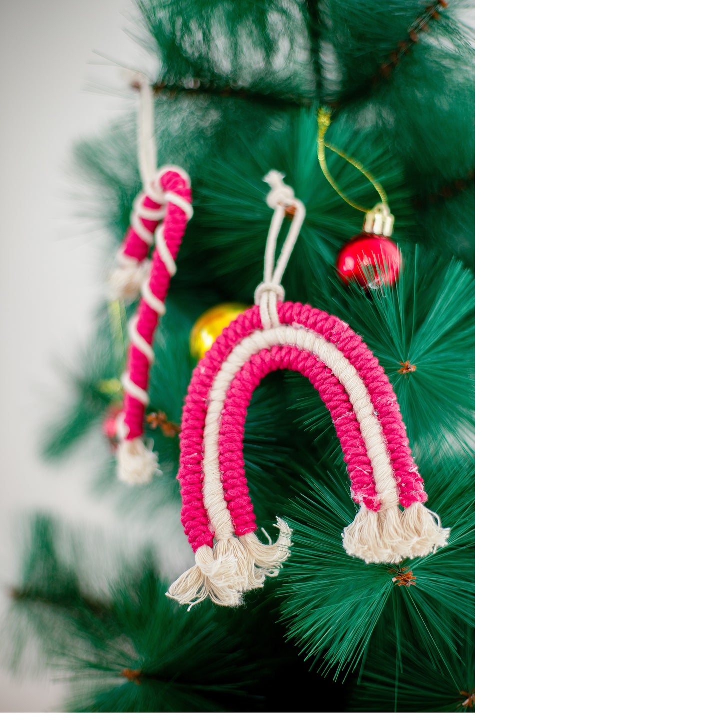 Christmas Tree Ornament in Macrame - Rainbow