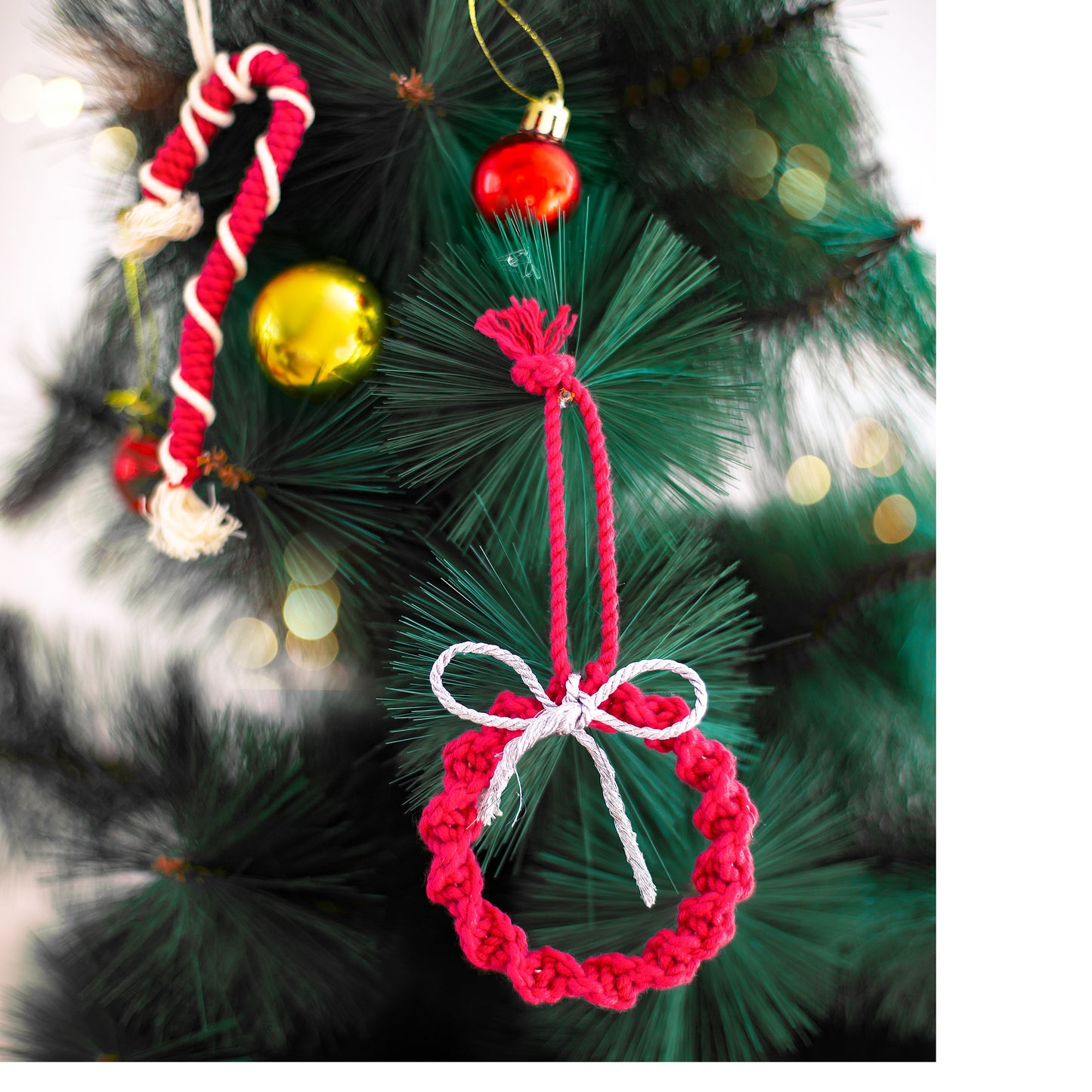 Christmas Tree Ornament in Macrame - Wreath - Set of 2