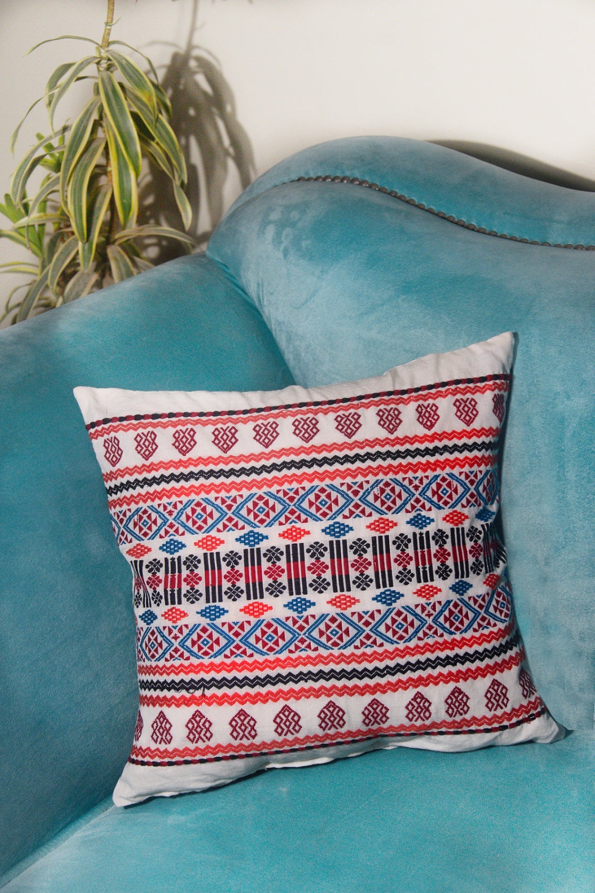 Kuki Inpi Handwoven Cotton Cushion Cover with Tribal Motif